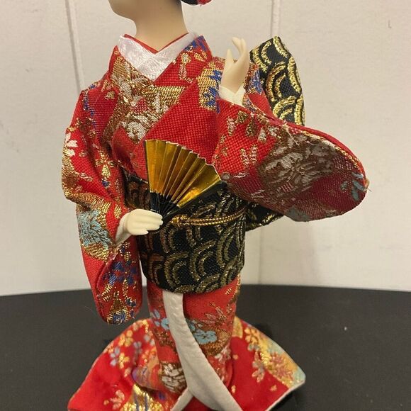 Vintage Antique 1940s Japanese Geisha Doll in Red & Gold Kimono 9” Cloth… - Picture 2 of 12